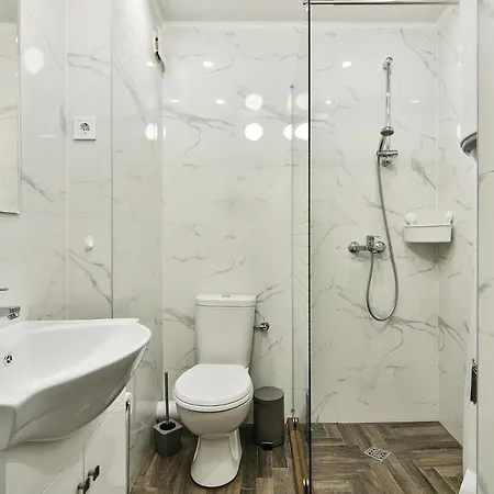 One Br Flat Close To Sea Garden And Beach Apartament