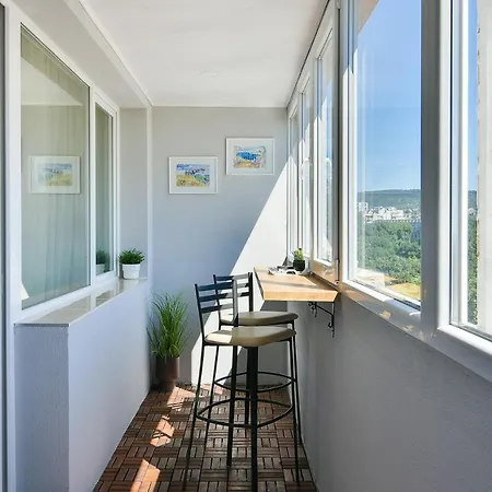 Apartament One Br Flat Close To Sea Garden And Beach